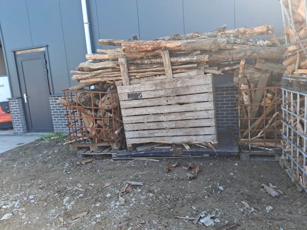 Haardhout van js — foto 1